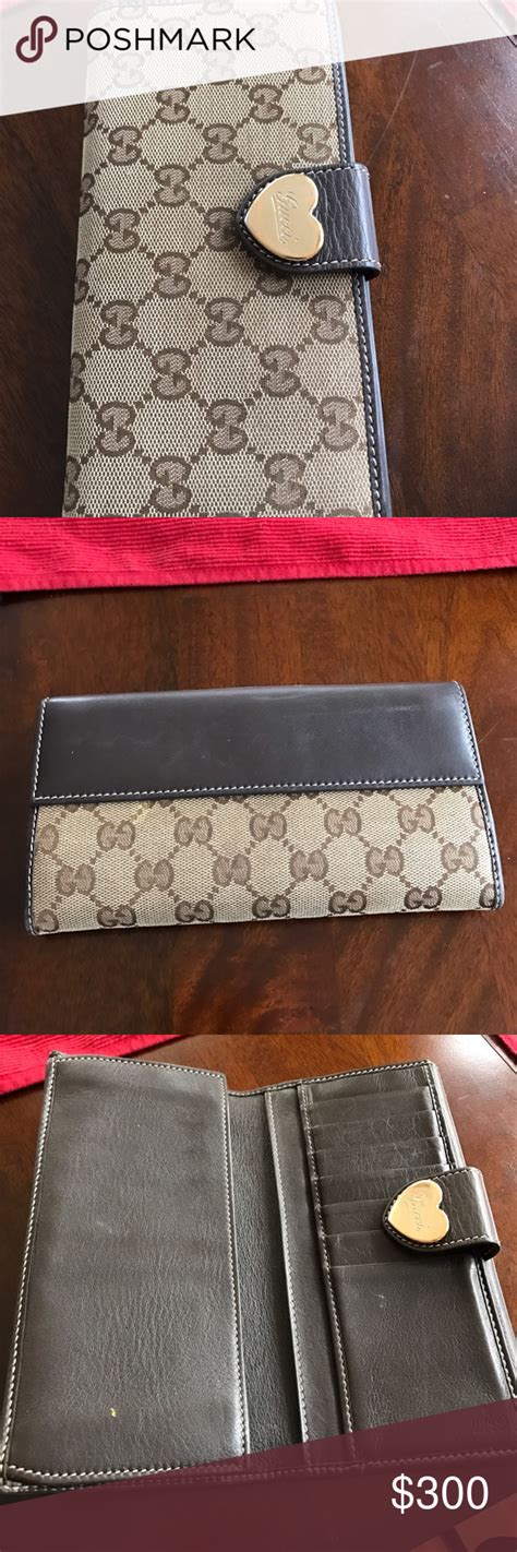 gucci wallet authenticity check.